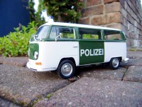 Polizeiauto - Wei-Grn - 72